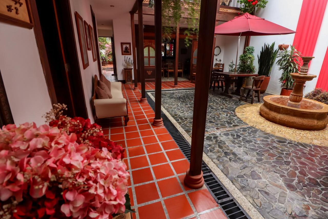 Casa Lola Boutique Hotel