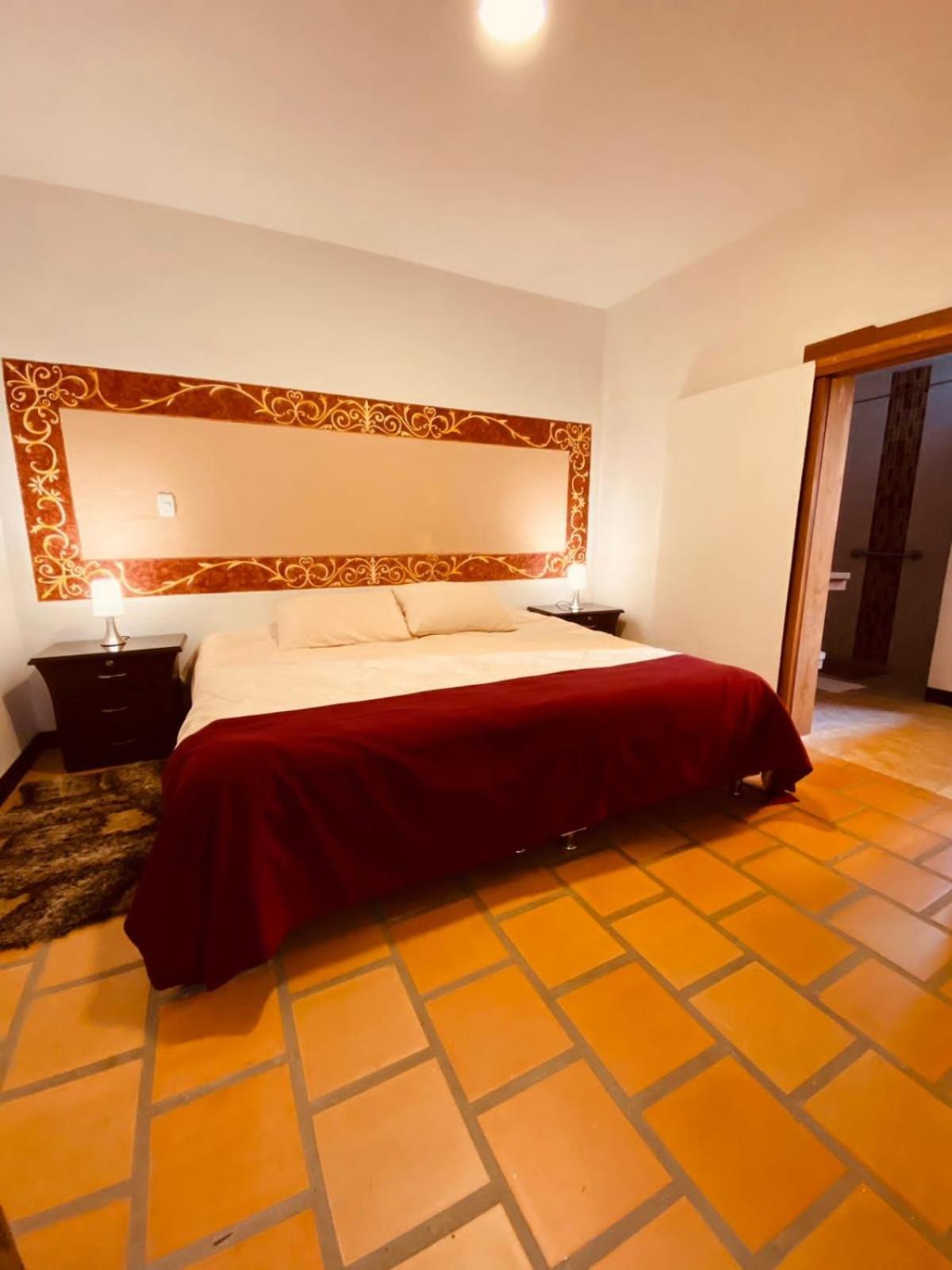 Casa Lola Boutique Hotel 3*